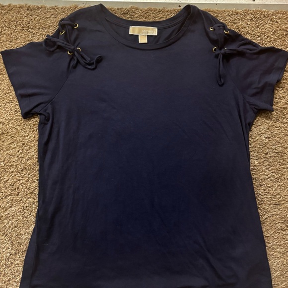 Michael By MK Woman Lg Navy Blue T-Shirt Laced up short sleeves Great condition - Picture 11 of 11